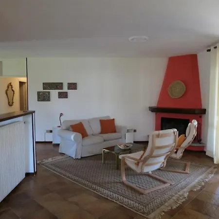 Marinella On The Lake Villa